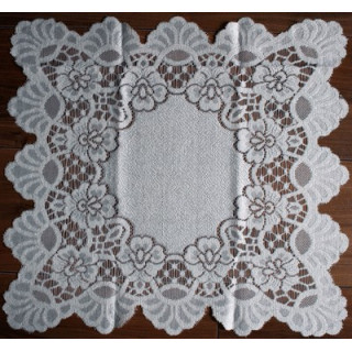 Ivoor kanten kleedje 49 × 52 cm (nr.16)