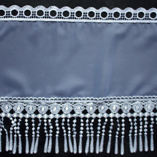 Valletje nr.703 wit met kant 30cm hoog