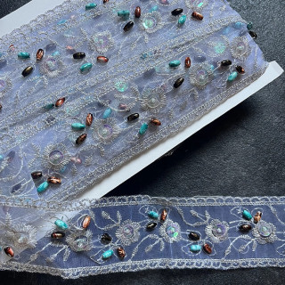 Kastrandje met kraaltjes 5cm hoog nr. 35