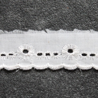 Kant randje crème 2 cm hoog nr.30