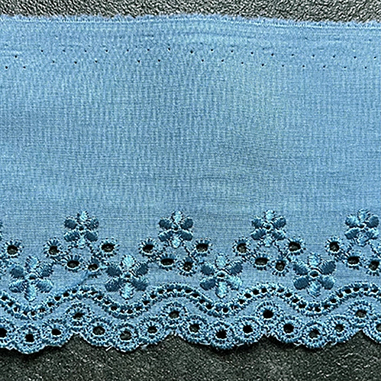 Blauw broderie randje 9cm hoog nr. 38