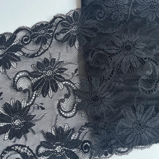 Zwart broderie rand 23 cm hoog nr.49