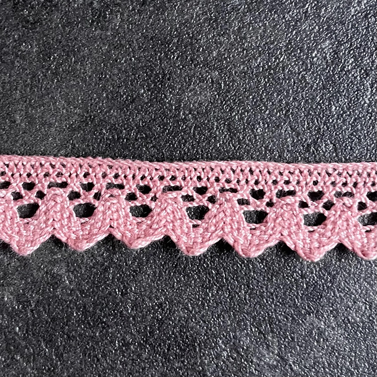 Roze kant 2 cm hoog (nr. 50)