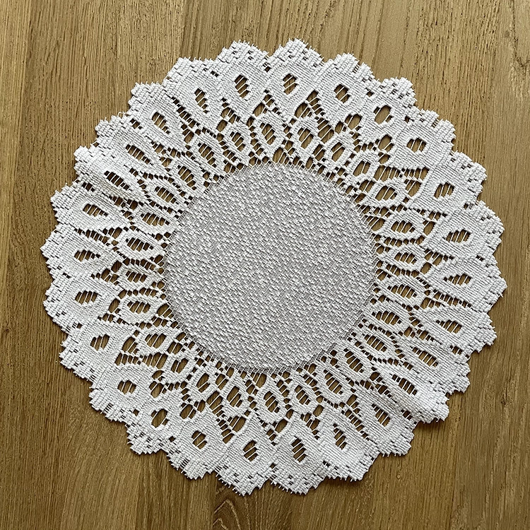 Kanten kleedje wit diameter 30 cm (nr.17)