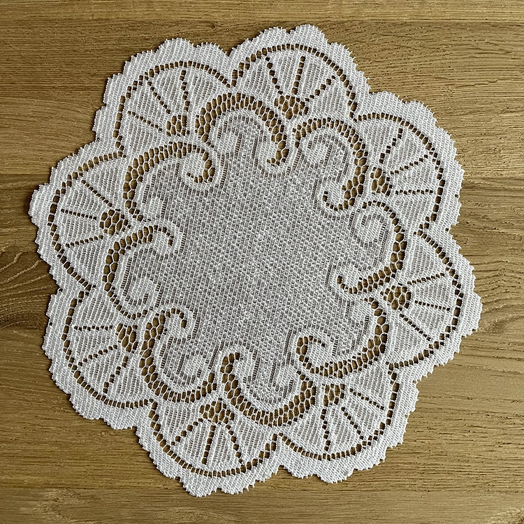 Kanten kleedje wit diameter 30 cm (nr.9)