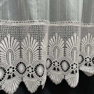 Valletje nr.496 creme hoogte 62cm | Vitrageval met kant