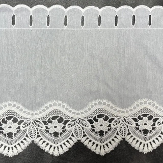 Valletje nr.464 wit met kant 36cm hoog