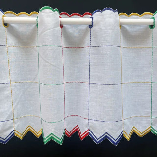 Valletje nr.143 hoogte 28cm gekleurd